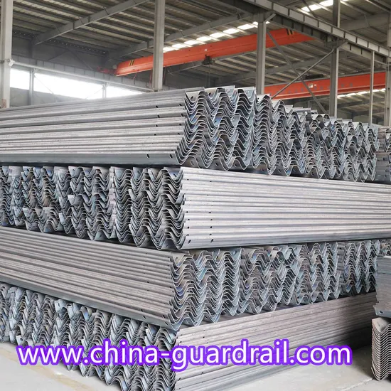 Безопасность дорожного движения Defensas Metalicas из оцинкованной стали с трехлучевым ограждением